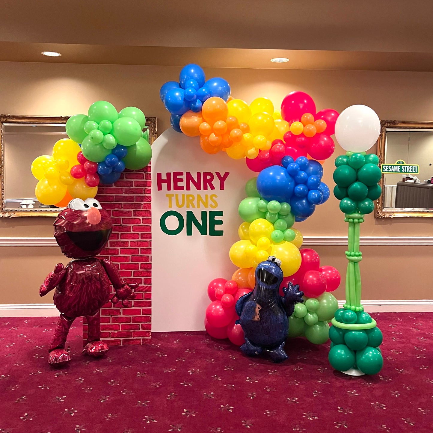 Medium Balloon Garland