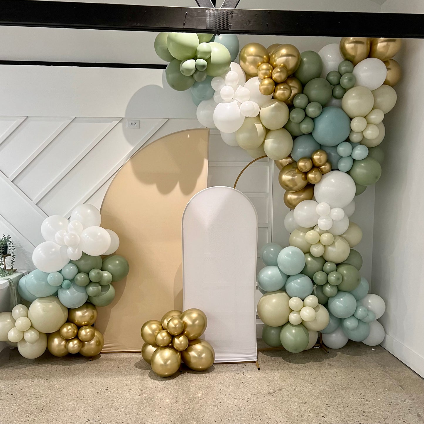 Large Balloon Garland