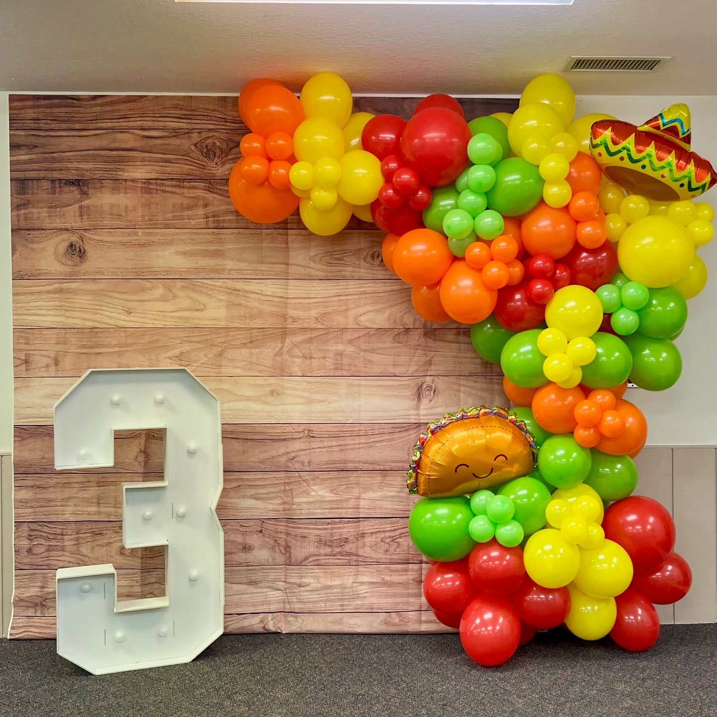Medium Balloon Garland
